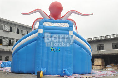 Jungle Inflatable Hurricane Backyard สไลด์น้ำทำให้พอง Theme Park Water Slide พร้อมหลักสูตรอุปสรรคทำให้พอง